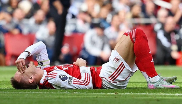 Ảnh bài viết Fabrizio Romano cập nhật tin dữ về Odegaard