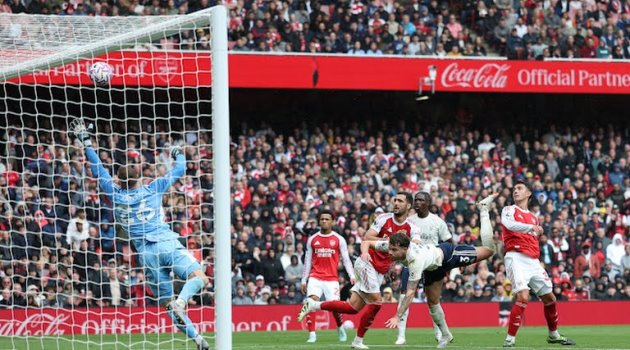 Martin Zubimendi và Arsenal có trận đấu thăng hoa.