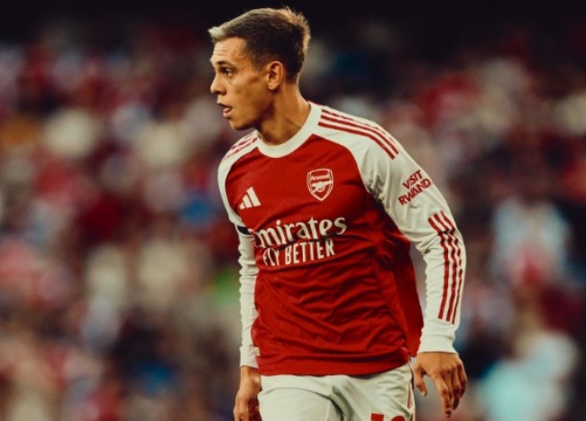 Leandro Trossard - 6.8 điểm. Chỉ vài giây sau khi vào sân, Trossard đã tạo ra khác biệt với một đường treo bóng như đặt để Zubimendi đánh đầu ghi bàn. 
