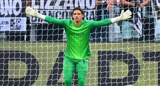 Yann Sommer đã phải vào lưới nhặt bóng đến 4 lần trước Juventus.