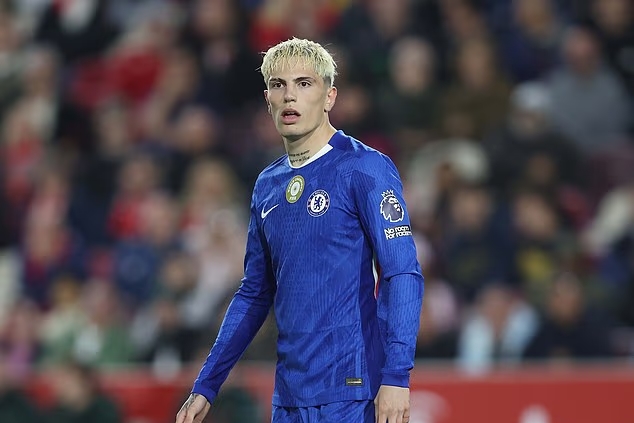 Ảnh bài viết "Lười biếng như cũ": CĐV Man United chỉ trích Garnacho sau sai lầm tai hại