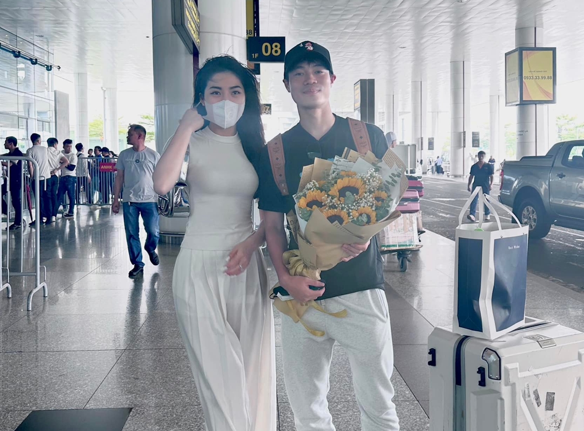 Em gái Văn Toàn công khai “kêu gào”, muốn “gả gấp” anh trai