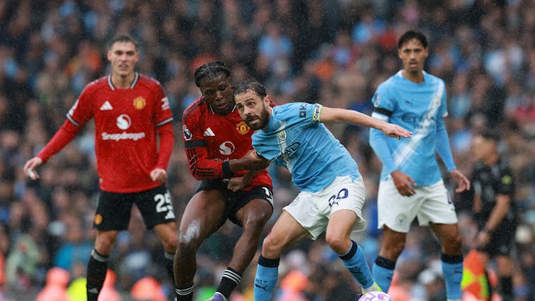 Bernardo Silva - 7,3: Silva là một mối đe dọa liên tục trong tấn công, hoạt động năng nổ và luôn giữ bóng gọn gàng.