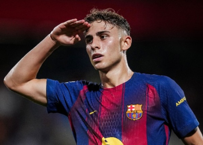 Fermin Lopez tỏa sáng trong màu áo Barcelona.