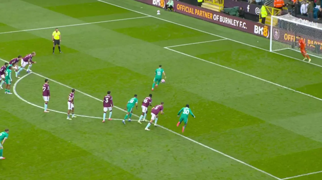 Ảnh bài viết CĐV lên tiếng, cho rằng quả 11m của Liverpool đã phạm luật