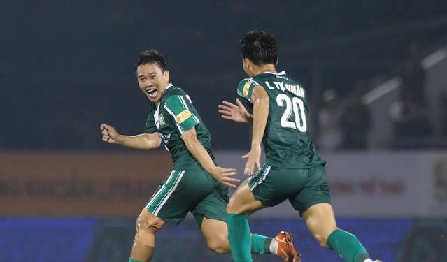 Minh Vương đã có pha lập công ấn tượng.