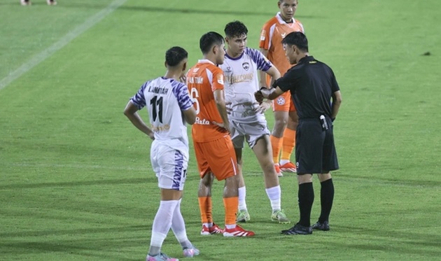 Ảnh bài viết Đà Nẵng thắng Thanh Niên TP HCM sau sự cố sấm sét