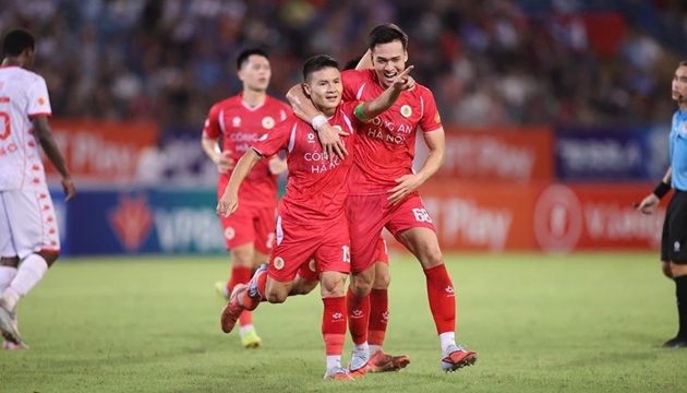 Quang Hải không có tên trong danh sách đăng ký thi đấu của CAHN.