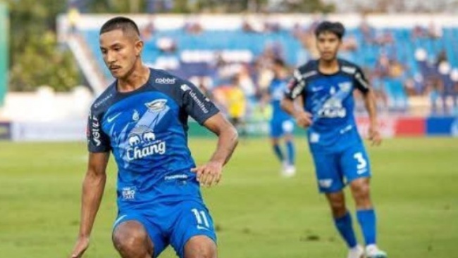 Ảnh bài viết Đối thủ của Nam Định sở hữu 2 ngôi sao đặc biệt trong đội hình