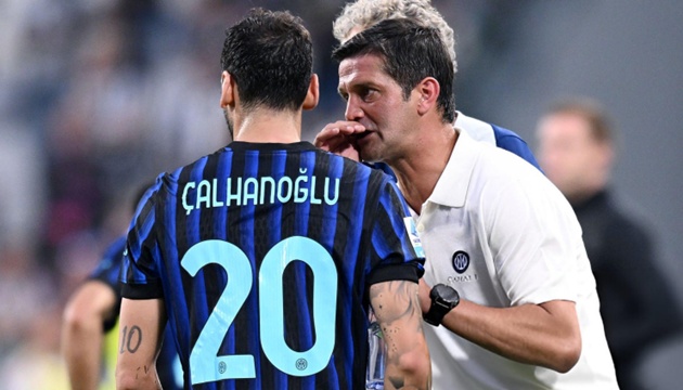 Ảnh bài viết Soi trận Ajax vs Inter: Áp lực đè nặng lên Chivu