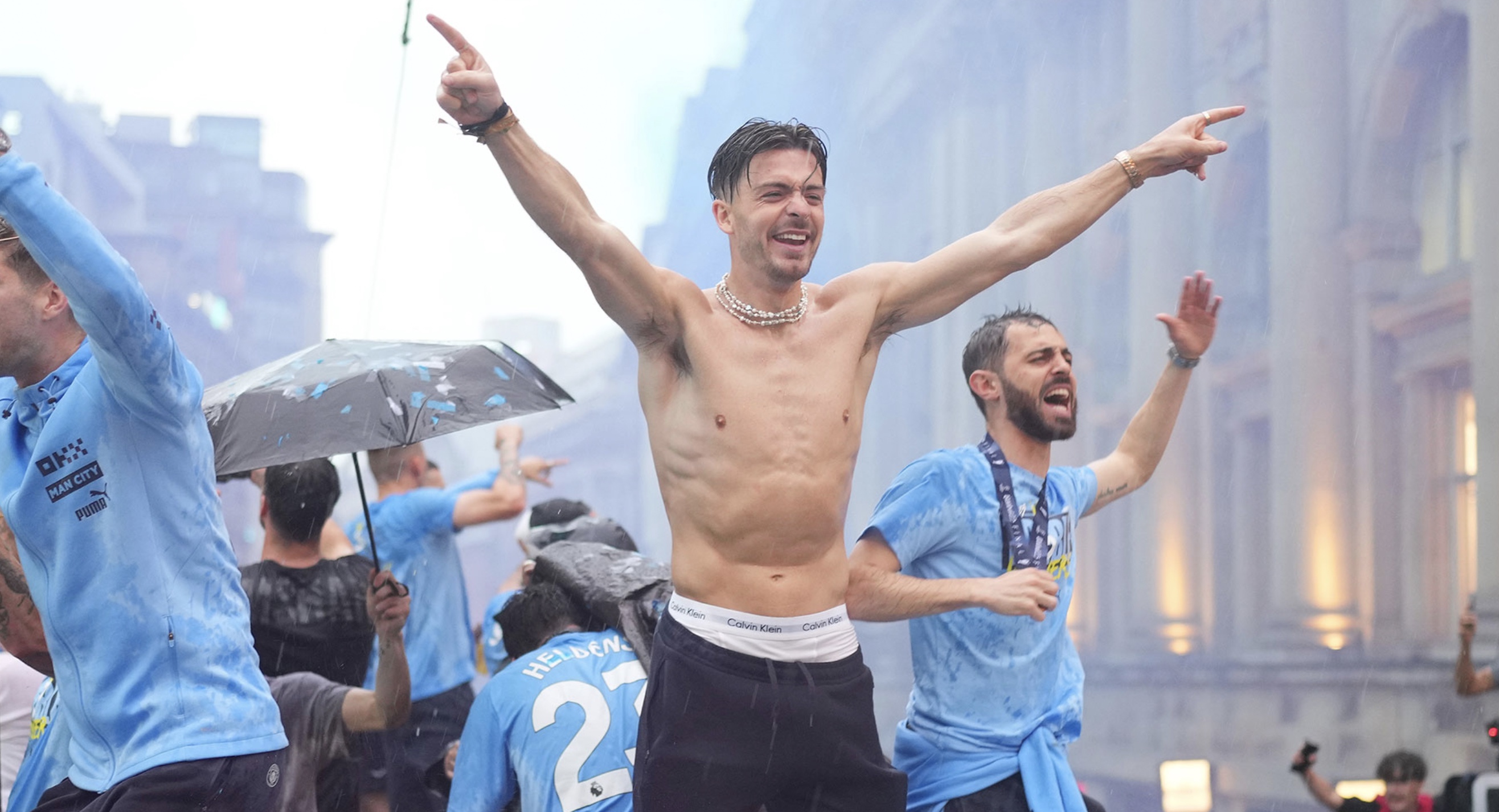 Man City và cú ăn 3 mùa giải 2022-2023