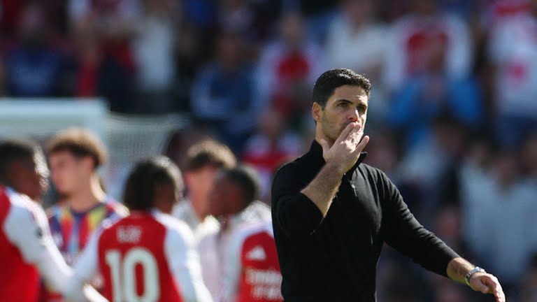 Ảnh bài viết Theo Walcott nêu 2 tân binh sẽ giúp Arsenal vô địch C1