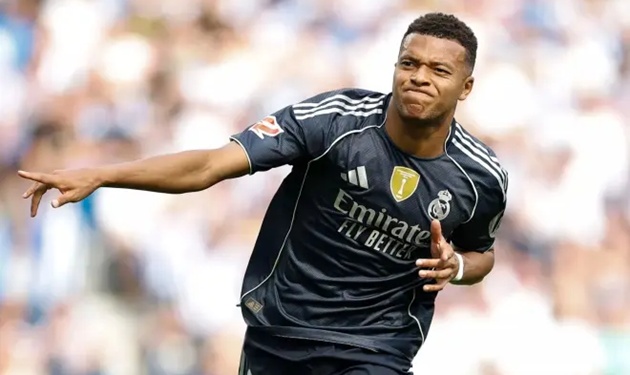 Mbappe có khởi đầu mùa giải rực cháy