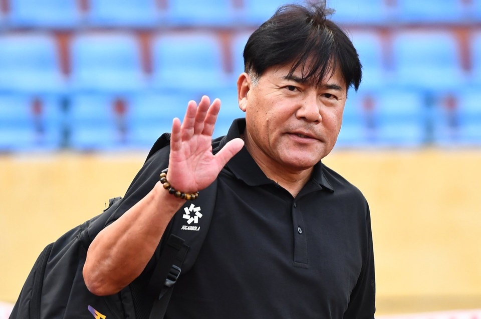 Ảnh bài viết HLV Makoto Teguramori nghẹn ngào chia tay Hà Nội FC