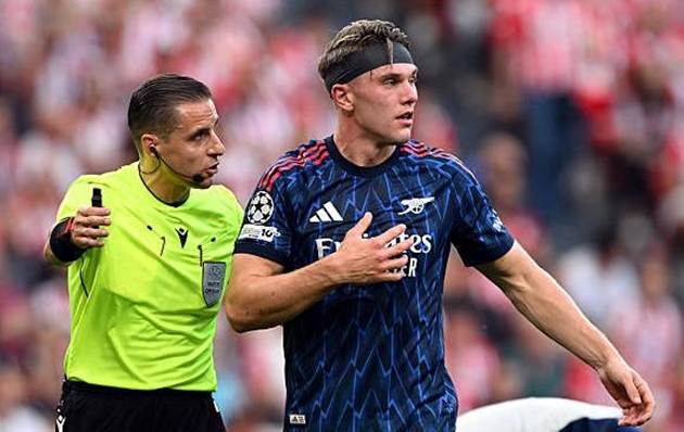 Ảnh bài viết Paul Merson: Arsenal chơi quá hời hợt