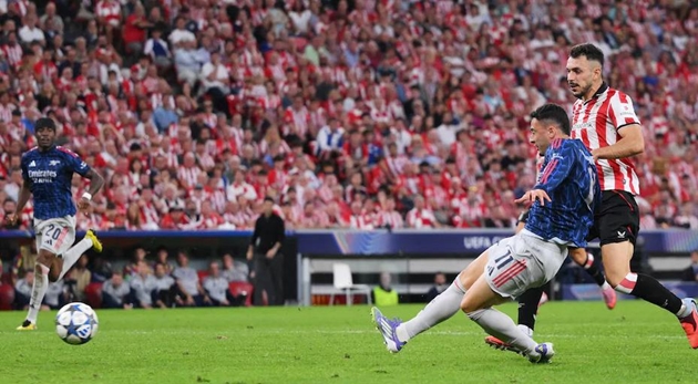 Gabriel Martinelli ghi bàn góp phần giúp Arsenal đánh bại Athletic Club.