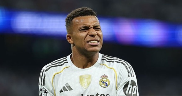 Phản ứng của Mbappe sau cú đúp giúp Real ngược dòng hạ Marseille