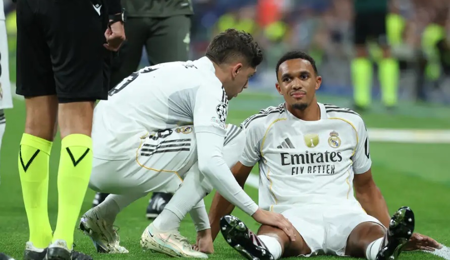 Ảnh bài viết Alonso cập nhật tình hình chấn thương của Alexander-Arnold