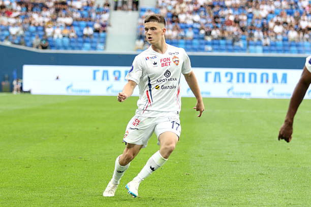 Ảnh bài viết Kirill Glebov và rào cản chính trị: Thương vụ thách thức Arsenal, Man Utd