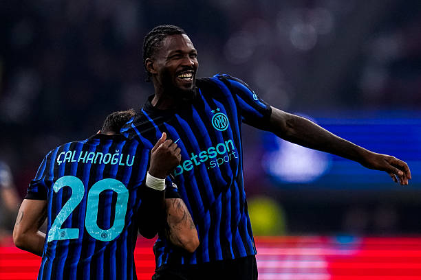 Marcus Thuram mở tỷ số cho Inter Milan từ một pha không chiến.