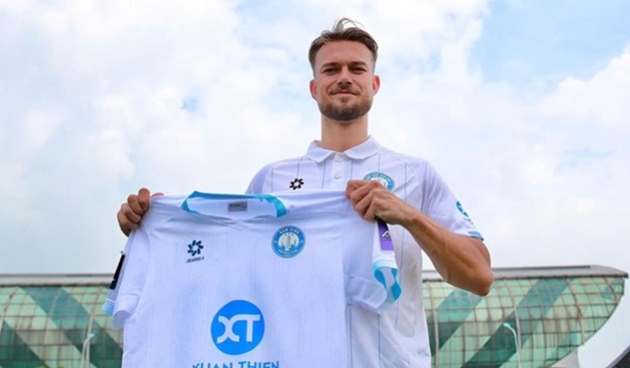 Nam Định công bố bản hợp đồng mới Kristoffer Normann Hansen.