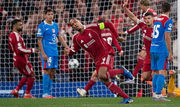 Virgil van Dijk giúp Liverpool có trọn vẹn 3 điểm.