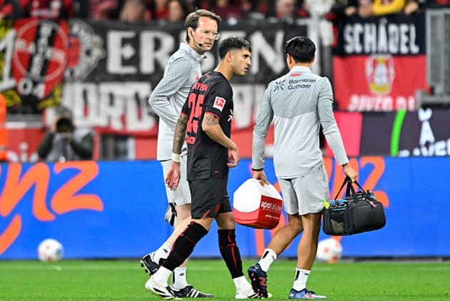 Bayer Leverkusen có thể mất Palacios đến hết mùa.