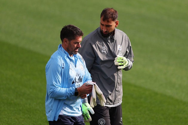 Ảnh bài viết Schmeichel khuyên Donnarumma: "Hãy đến MU, cậu đang ở nhầm CLB"