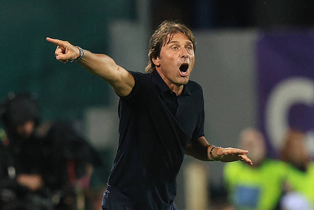 Conte đang dồn toàn lực vào nhiệm vụ khóa chặt Haaland. 