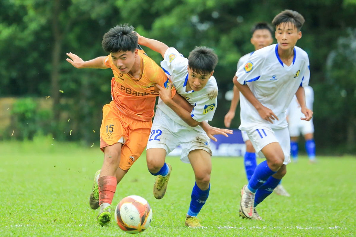 Ảnh bài viết U17 Quốc Gia 2025: SLNA, Hà Nội, Thể Công Viettel và PVF-CAND tiến tứ kết, HAGL bị loại sớm