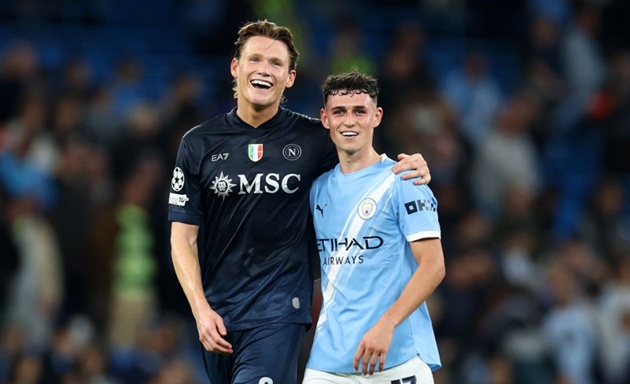 Foden khen De Bruyne, nói Napoli là đối thủ khó nhằn