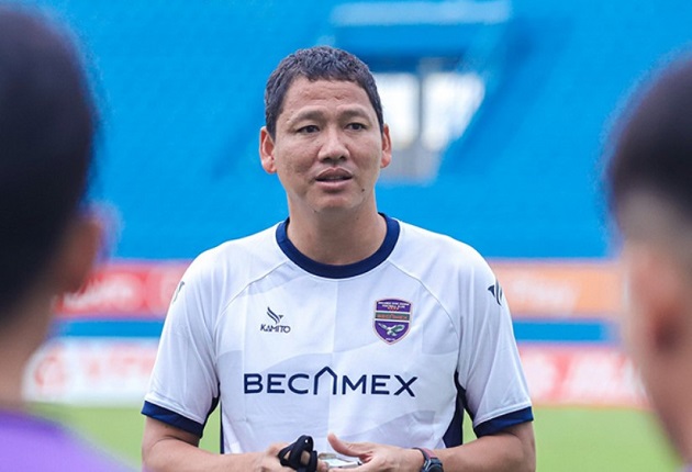 Ảnh bài viết CLB Becamex TP.HCM phủ nhận tin đồn nợ lương, cầu thủ giả đau