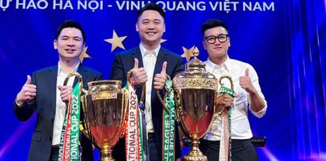 CLB Hà Nội thay đổi nhân sự ở thượng tầng.