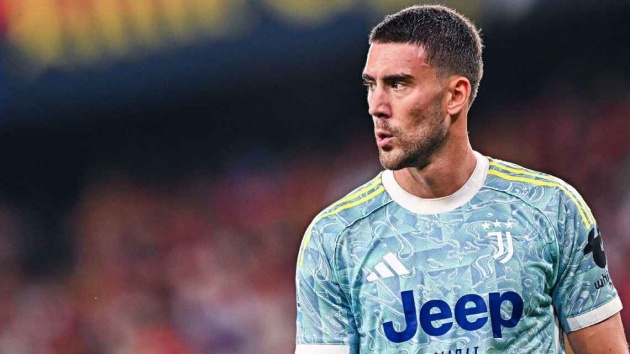 Ảnh bài viết MU, Atletico và Barcelona quan tâm đến Dusan Vlahovic