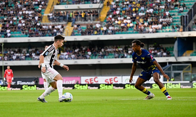 Ảnh bài viết Kịch tính VAR, Verona và Juventus bất phân thắng bại