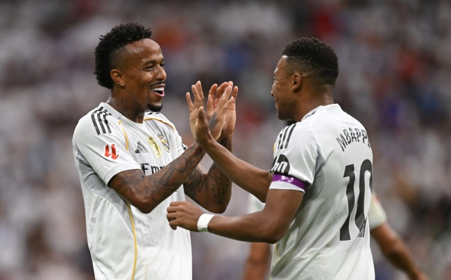 Militao lập siêu phẩm cho Real.