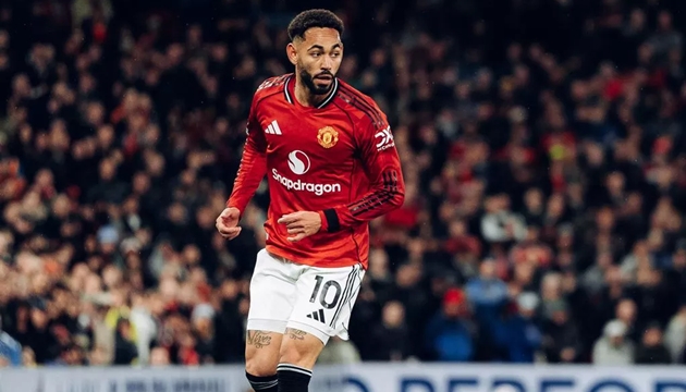 Cunha thể hiện tinh thần chiến binh tại Old Trafford ngay từ những ngày đầu tiên.