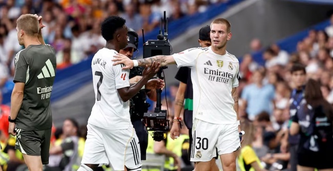 Franco Mastantuono và Vinicius.