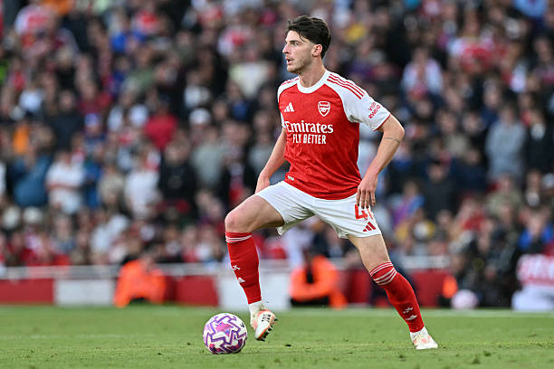 Declan Rice: 6.7. Thi đấu khá tròn vai, nhưng có thể nói đây là một màn trình diễn trầm lặng so với tiêu chuẩn của anh.