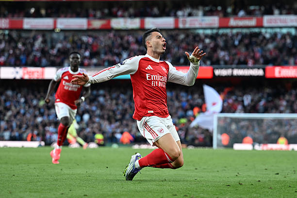 Gabriel Martinelli: 7.1 điểm. Vào sân ở phút 80 và trở thành người hùng của Arsenal với bàn thắng quân bình tỷ số. 