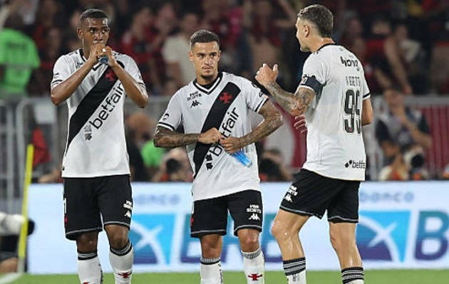 Ảnh bài viết Coutinho kiến tạo kịp thời, Vasco quả cảm cầm hòa Flamengo