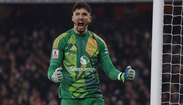 Ảnh bài viết Altay Bayindir được khen ngợi, dù tương lai tại MU bấp bênh