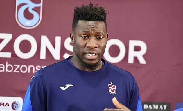 Andre Onana trải lòng về quãng thời gian khó khăn tại Manchester United.