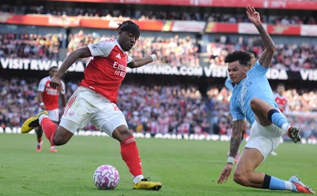 Ảnh bài viết Madueke dính chấn thương ở trận hòa 1-1 với Man City