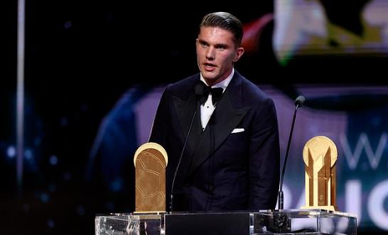 Viktor Gyokeres giành giải thưởng Gerd Muller.