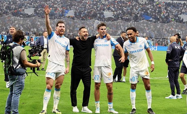 Marseille đã xuất sắc đánh bại PSG hùng mạnh.