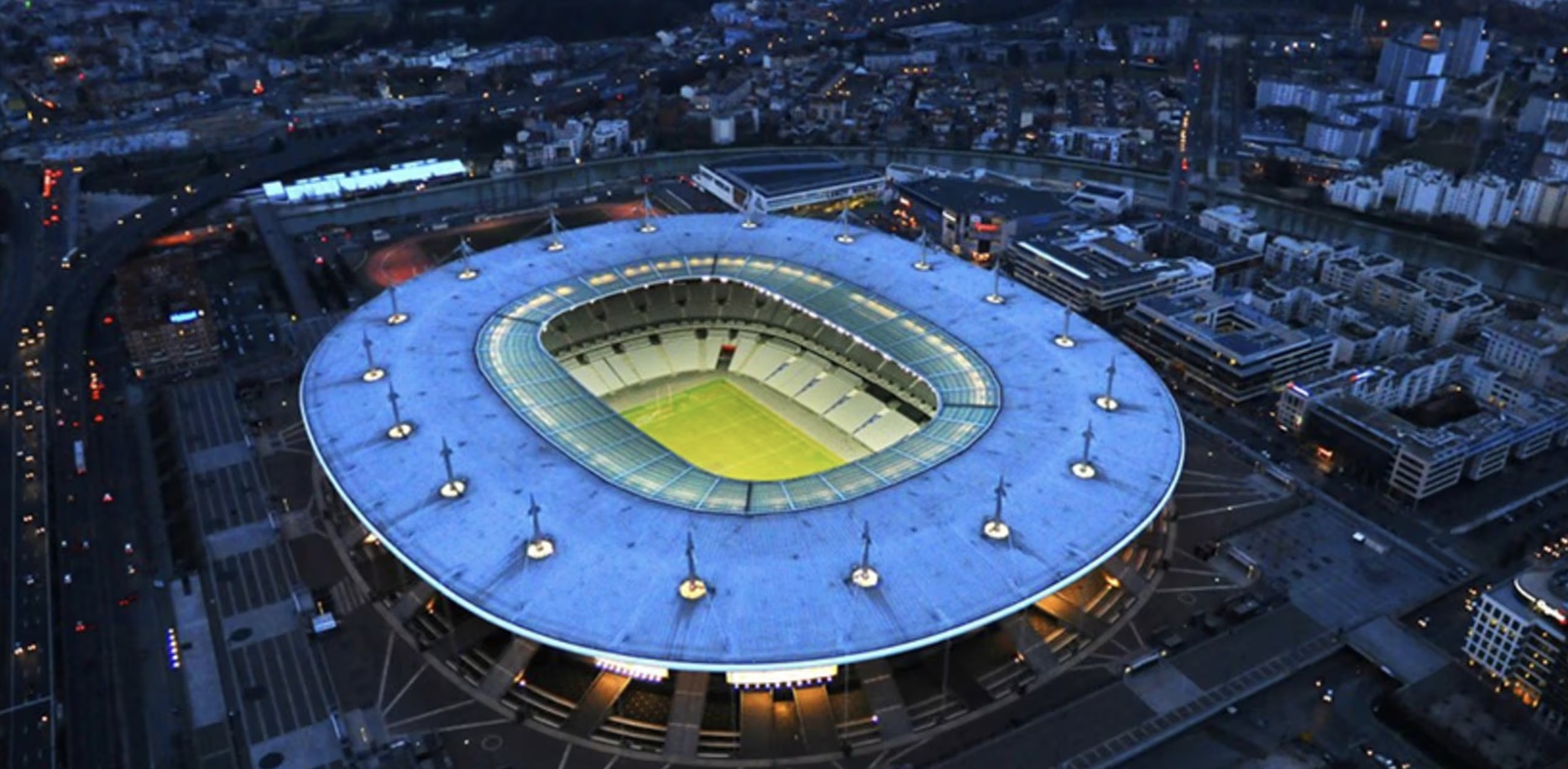 Quang cảnh Stade de France giữa lòng Paris hoa lệ