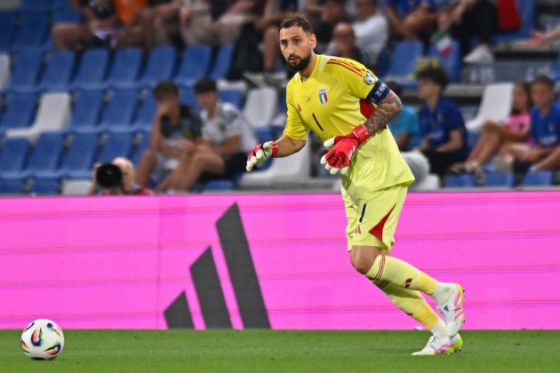 Donnarumma cần chiến thắng vang dội với tuyển Ý để giành Quả bóng Vàng.