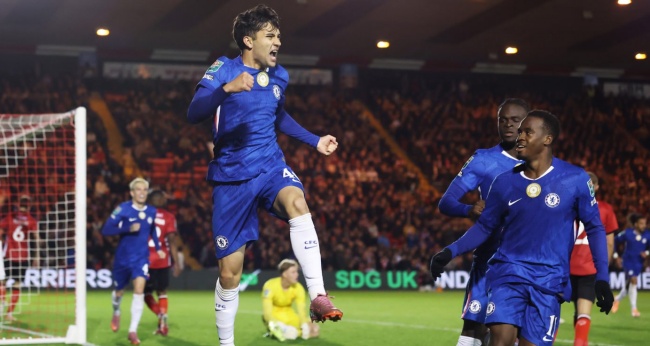 Buonanotte ghi bàn cho Chelsea.