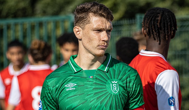  Duparchy đã phải giải nghệ ở tuổi 23.